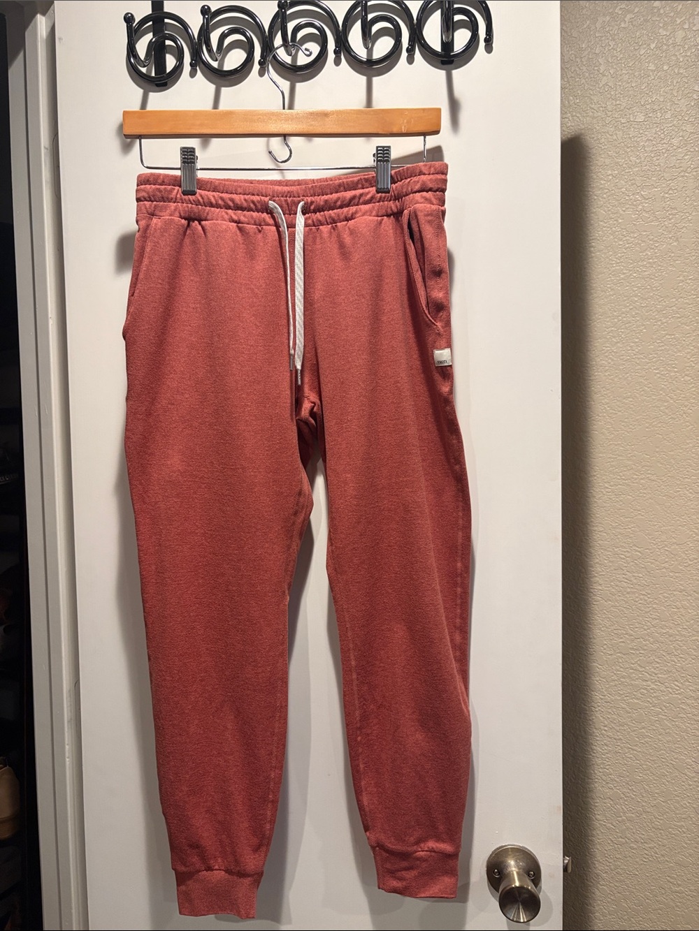 Vuori Performance Joggers
